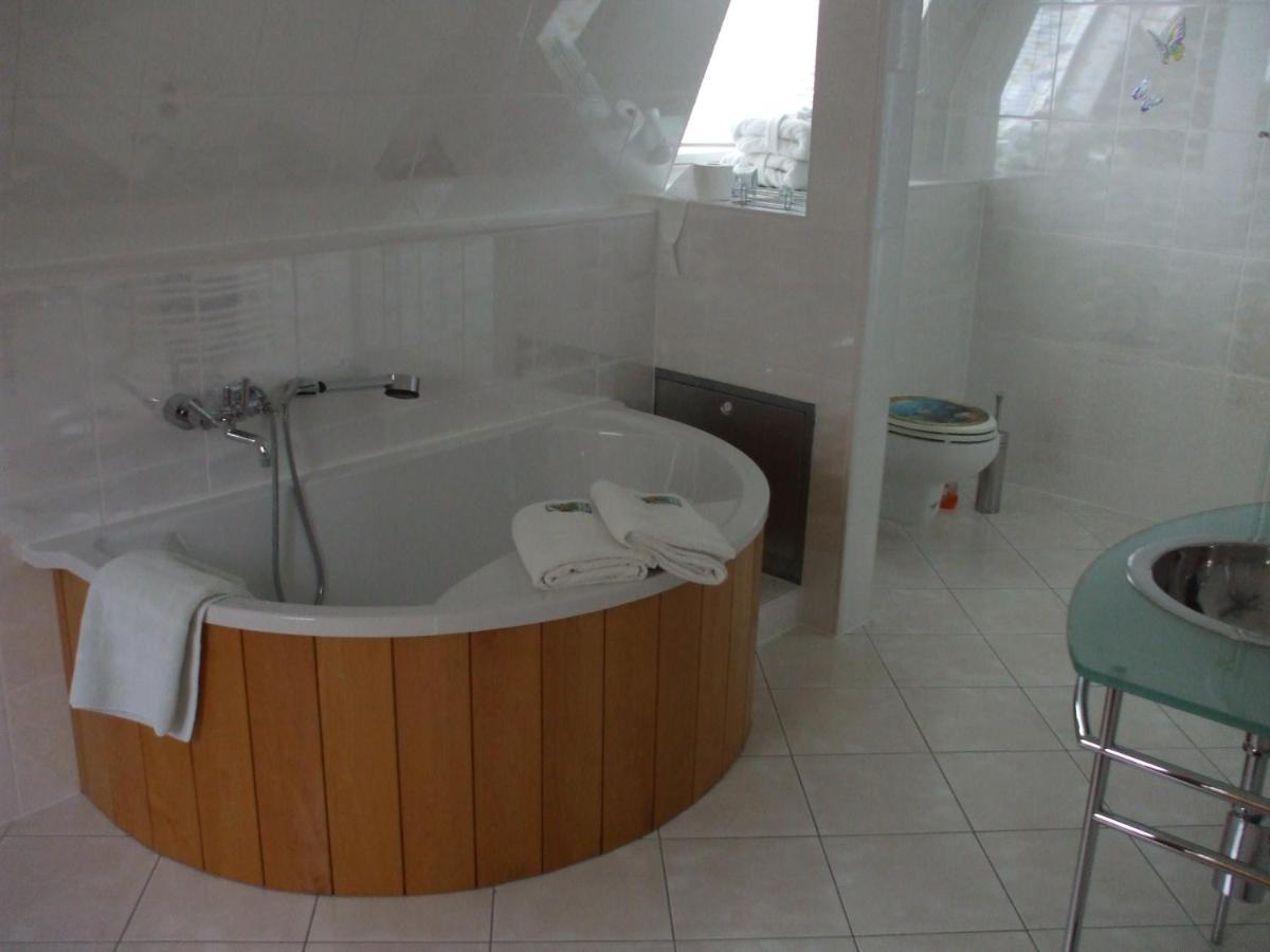 Gruene Villa Wellness & Spa Bad Kreuznach Buitenkant foto