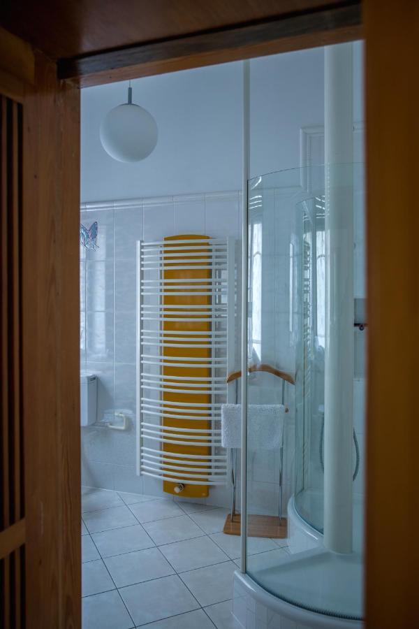 Gruene Villa Wellness & Spa Bad Kreuznach Buitenkant foto